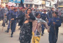राष्ट्रपतिमाथि जुत्ता फाल्ने घटनामा १० जनामाथि मुद्दा