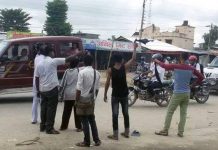 माधव नेपालाई मधेशमा अझै पनि कालो झण्डा