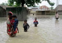 मोरङ : ५० भन्दा बढी घरपरिवार विस्थापित