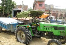 दुई ट्रयाक्टर प्रहरीको नियन्त्रणमा