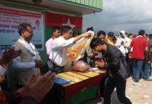 कांग्रेस, एमाले र माओवादीका सयौं युवा फोरम नेपालमा प्रवेश