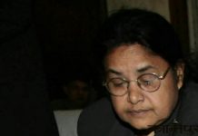 मधेशनीलाई घुम्टोले होइन, रंगभेदी चस्माले छेक्छ(विचार)
