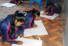महोत्तरी : चित्रकलामा छात्रा अगाडि