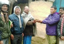 हेल्प मधेशी कतारद्वारा ब्लड क्यान्सर पीडित बालकलाई सहयोग