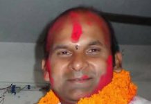 सञ्जय साह भन्छन्,‘हामी कसैको पछि लाग्दैनौँ’