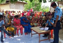 किशोरीलाई जिस्काए पछि जब प्रहरी पुग्यो…