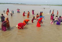 कमला नदिमा तीन बालक बेपत्ता, एकको उद्धार