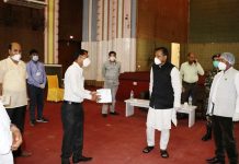 संक्रमितको उपचारमा कुनै कसर बाँकी नराख्न मुख्यमन्त्रीको निर्देशन, विदेशमा रहेका नागरिकलाई ल्याउने तयारी