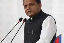 प्रदेश २ का मुख्यमन्त्री लालबाबु राउतले वन फँडानी गर्नेविरुद्ध कडा कारवाही गरिने प्रतिबद्धता जनाए