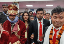 जनकपुर जेसिजमा सकारात्मक अभ्यासः निर्वाचितलाई निर्वतमानद्वारा बैंड बाजासहित सम्मान