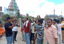 जनकपुरधाममा एमालेनिकट युवा विद्यार्थीले गरे प्रदर्शन