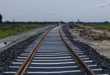 जयनगर–कुर्था रेल्वेको निरीक्षण गर्दै